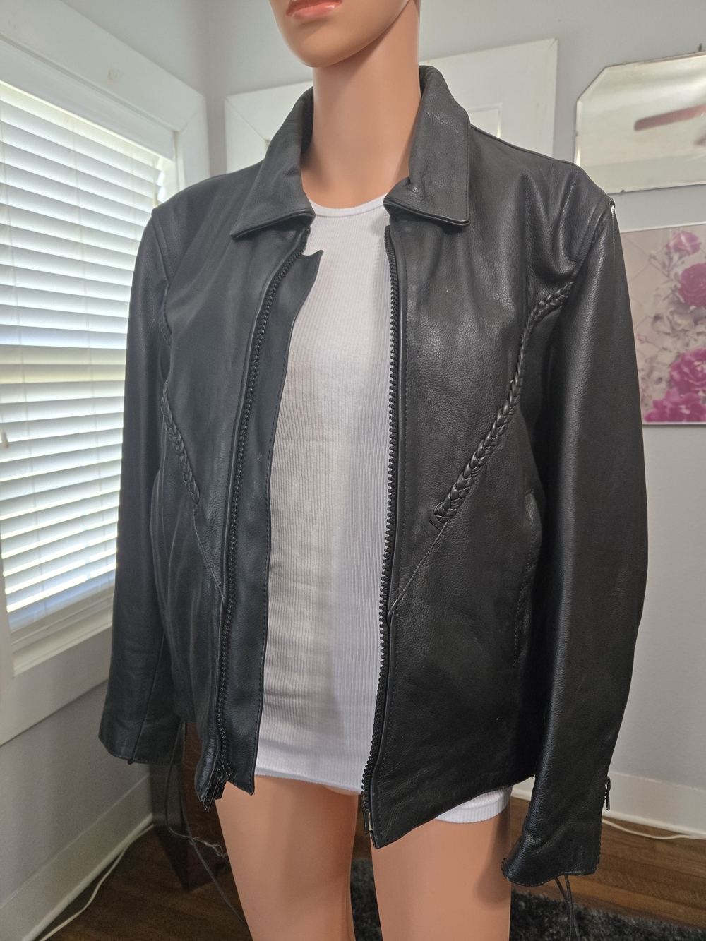 Women's Black Leather Zip-Front Jacket - Sleek Braided Panel Detail